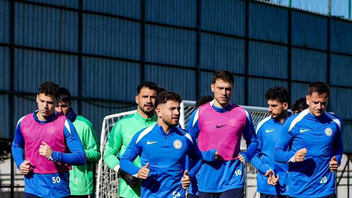 Çaykur Rizespor’da Fenerbahçe maçı hazırlıkları başladı - Son dakika Rizespor haberleri