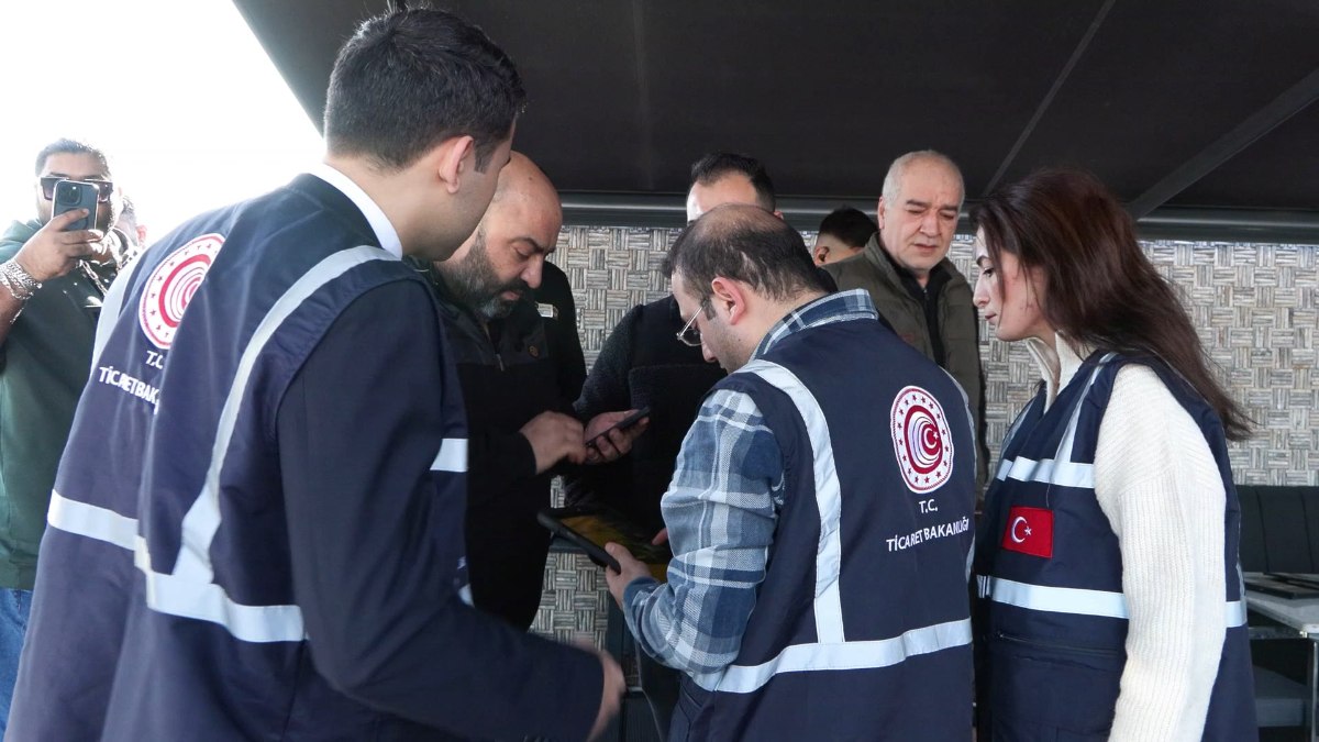 Ticaret Bakanlığı İstanbul'da kafelere 'harcama limiti' denetimi yaptı