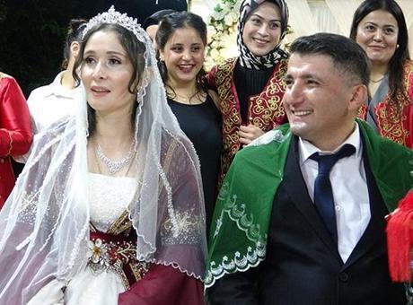 17 yıl geciken düğün gerçekleşti: Çok mutluyuz