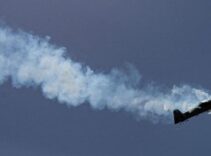Ankara'da devlet korumasındaki çocuklar için model uçak gösterisi düzenlendi