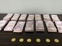 Annesine sürpriz yapmak istedi yanlışlıkla altınları çöpe attı