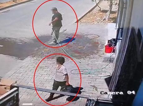 Baba, küçük oğluna hırsızlık yaptırdı! O anlar kamerada