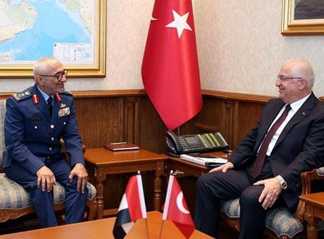 Bakan Güler, BAE Genelkurmay Başkanı Al Mazrouei'yi kabul etti