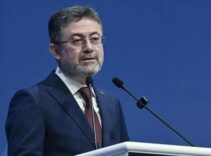 Bakan Yumaklı, Trabzon'da temaslarda bulundu