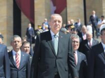 Cumhurbaşkanı Erdoğan başkanlığındaki devlet erkanı Ata’yı ziyaret etti: ‘Bir asır sonra da boş durmuyorlar’