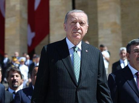 Cumhurbaşkanı Erdoğan ve devlet erkanı Anıtkabir'de: 100 yıl sonra da boş durmuyorlar