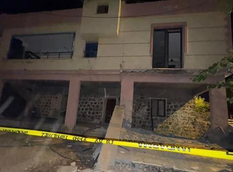 Diyarbakır'da korkunç olay! Balkon çöktü 2'si bebek 5 kişi yaralandı