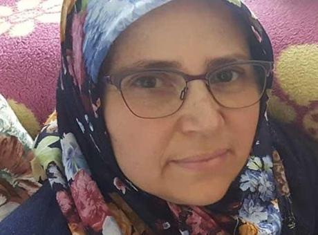 Feci ölüm! Sahipsiz köpeklerden kaçarken aracın altında kaldı
