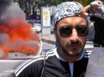 Hayali 2 ay sürdü! Aldığı araba Beşiktaş'ta alev alev yandı