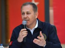 İçişleri Bakanı Ali Yerlikaya'dan, Türkiye Harp Malulü Gaziler, Şehit Dul ve Yetimleri Derneği'ne ziyaret