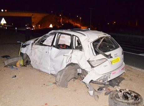 İngiltere'den tatile geldiler, Aksaray'da takla attılar: 2 ölü, 3 yaralı