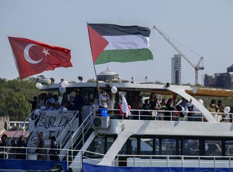 İstanbul Boğazı'nda Gazze için deniz konvoyu