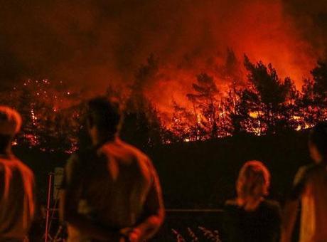 İzmir'de orman yangınına neden olan kaynak ustası tutuklandı