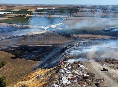 Kırklareli'de korkutan yangın! TEM ve D-100 trafiğe kapatıldı