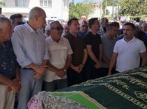 Meclis Başkanı Kurulmuş, Çanakkale'de cenaze törenine katıldı