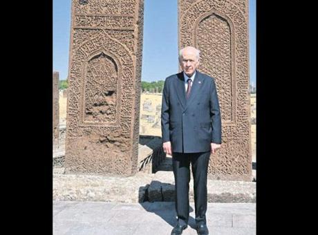 MHP Lideri Bahçeli: 30 Ağustos ruhu ayakta