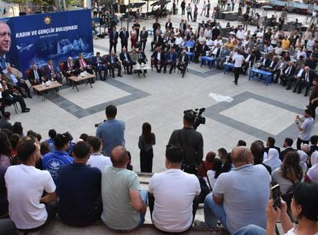 Milli Savunma Bakanı Şırnak'ta konuştu: Türkiye Yüzyılı gençlerle ve kadınlarla yükselecek
