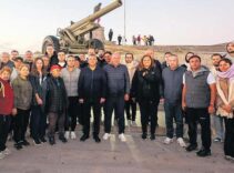 Özel’den Zafer Yolu yürüyüşü