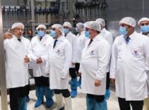 Sanayi ve Teknoloji Bakanı Kacır, Erzincan Tavuk Kombinası'nı ziyaret etti