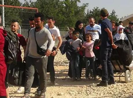 Türkiye'deki Suriyelilerin ülkelerine dönüşleri devam ediyor