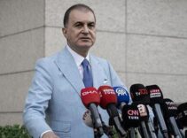 AK Parti Sözcüsü Ömer Çelik'ten Özgür Özel'e: En azından balıkları rahat bıraksın
