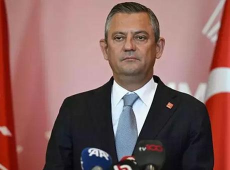 CHP Lideri Özgür Özel'den Kadıköy Belediyesi'ne ziyaret