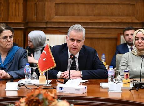 Cumhur İttifakı heyeti, Refah Sınır Kapısı'nı ziyaret etti: Tüm ablukalar kaldırılmalıdır