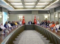 Erdoğan, AK Parti’li kadın belediye başkanlarını kabul etti