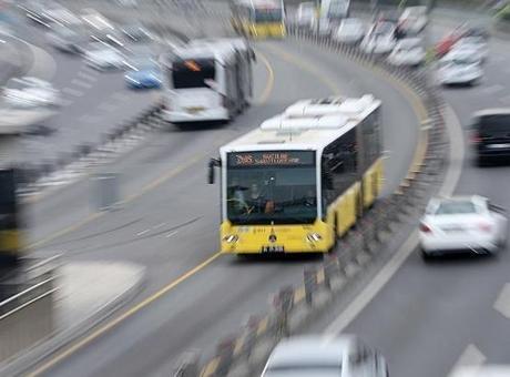 İstanbul'da 30 yaş üstü öğrencilere müjde! İndirimli ulaşımdan faydalanabilecekler