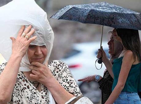 Meteoroloji’den flaş uyarı! Sıcaklıklar düşüyor, yağışlar geliyor: İşte il il detaylar…