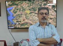 Sındırgı’da korkutan deprem sonrası Prof