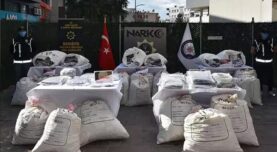 İzmir'de sentetik hap operasyonu! Rekor miktarda ele geçirildi