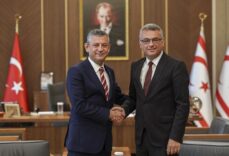 CHP Genel Başkanı Özel, KKTC Cumhurbaşkanı Erhürman'ı ziyaret etti