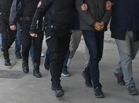 20 ilde dolandırıcılık operasyonu! Telefonla korkutup milyonluk vurgun yaptılar: 73 gözaltı