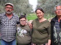 Bütün torunlarına aynı hediyeyi verdi! Hayatlarını değiştirdi