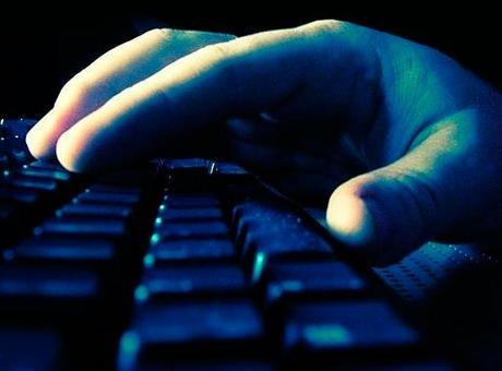 MİT'ten siber suç şebekesine operasyon! Örgüt elebaşı itirafçı oldu, 177 milyon liralık para trafiği