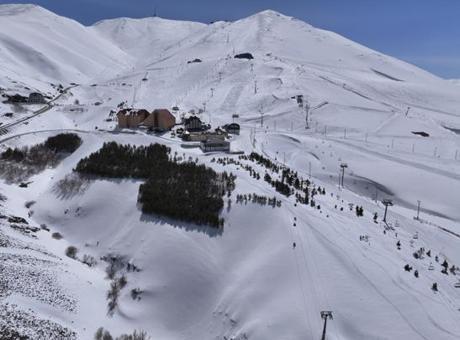 Palandöken’de kayak sezonu uzadı: Mayıs sonuna kadar kayak yapılabilecek