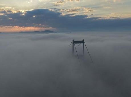 Son dakika haberi: İstanbul sise gömüldü! Gemi trafiği çift yönlü askıya alındı