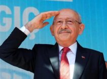 CHP Genel Başkanı Kemal Kılıçdaroğlu 2,5 yıl sonra Genel Merkez'de