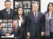 CHP’de bayramlaşma iki adrese bölündü
