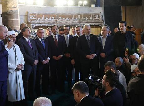 Cumhurbaşkanı Erdoğan cuma namazını Ayasofya Camii'nde kıldı