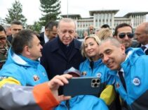Cumhurbaşkanı Erdoğan, Doğu-Batı Dostluk ve İpek Yolu Rallisi grubunu uğurladı