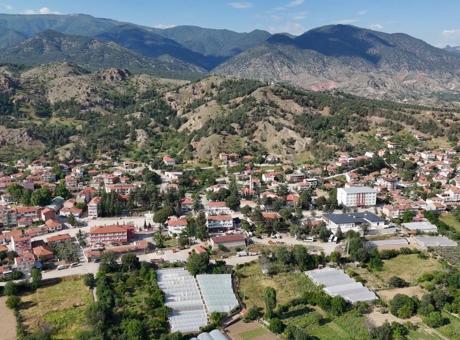 Geçmişte rekor kırmıştı! ‘Türkiye'nin en sıcak yeri' bayramın ilk gününde yine kavruldu: 46 derece
