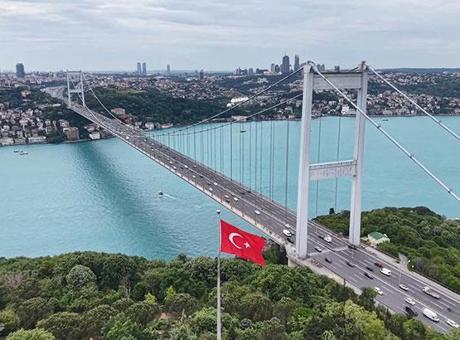 İstanbul Boğazı turkuaz renge büründü! Muhteşem kareler...