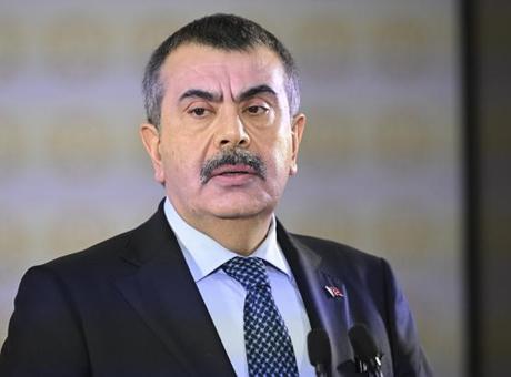 Milli Eğitim Bakanı Yusuf Tekin'den 'ara tatil' açıklaması: Yaz tatili uzayacak!