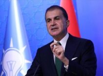 AK Parti Sözcüsü Ömer Çelik: Hiçbir krizi yönetemiyorlar