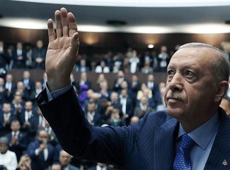 AK Parti'ye yeni katılımlar yolda! İşte son kulis bilgileri