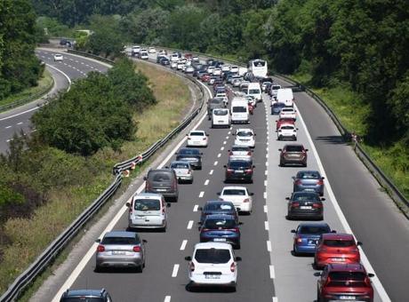 Anadolu Otoyolu Kocaeli kesimi Ankara yönü trafiğe kapatılacak