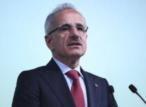 Bakan Uraloğlu: 15 gemimiz güvenli şekilde Basra Körfezi'nden ayrılmıştır