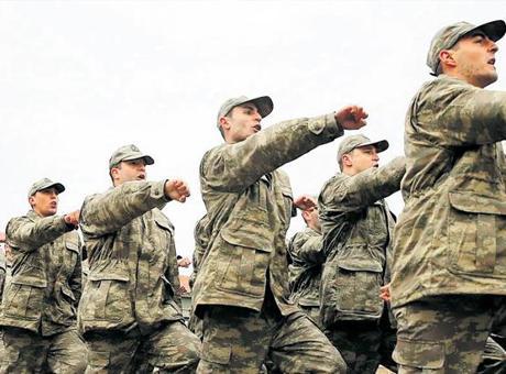 Çifte askerlik dönemi sona eriyor